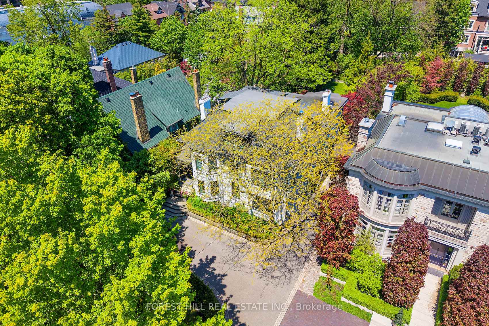 12 Shorncliffe Avenue