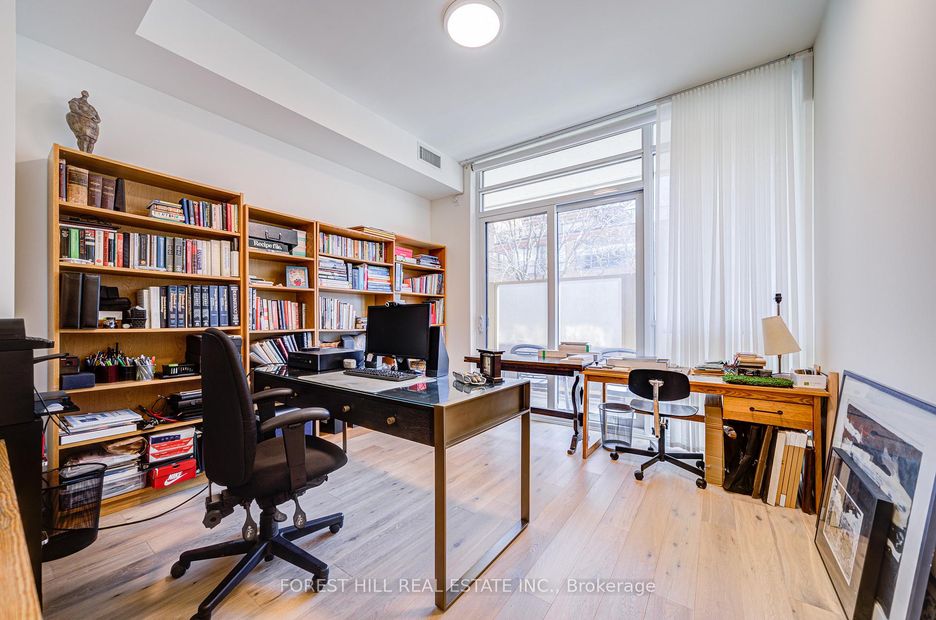 151 Avenue Road 204