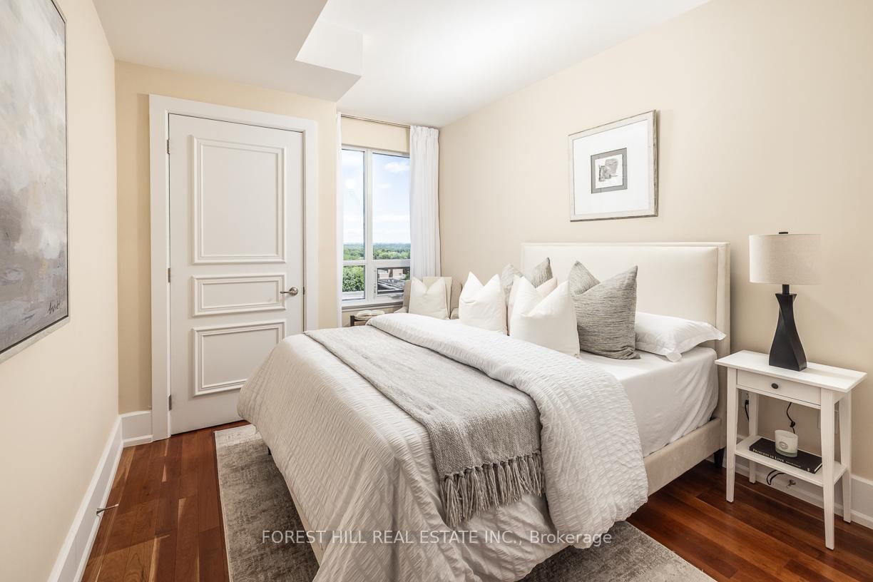 662 Sheppard Avenue E 906C