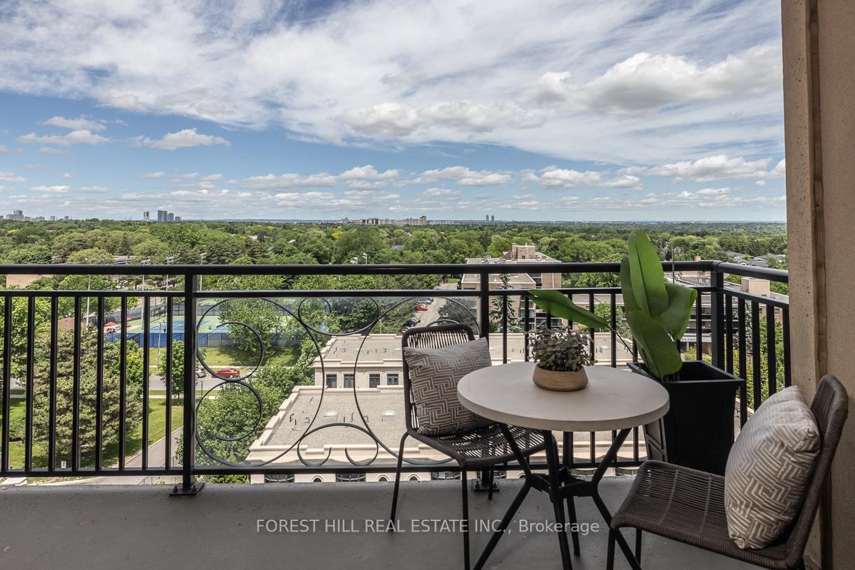662 Sheppard Avenue E 906C