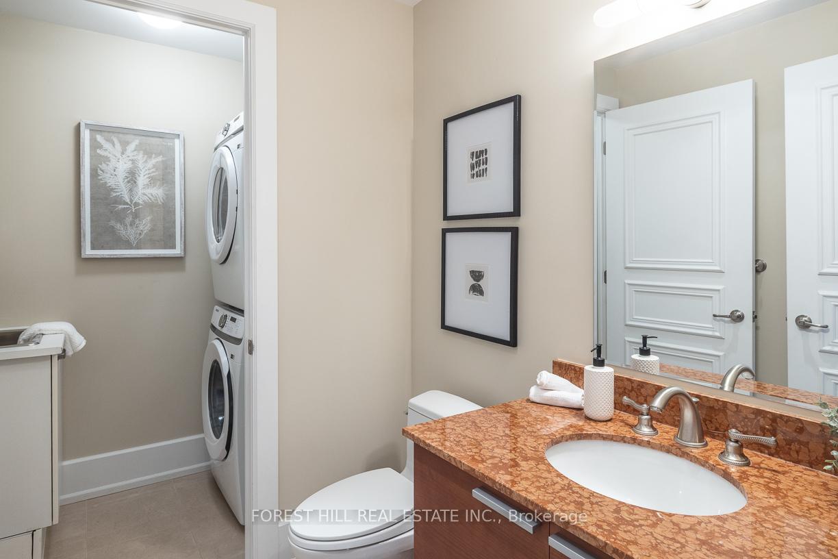 662 Sheppard Avenue E 906C
