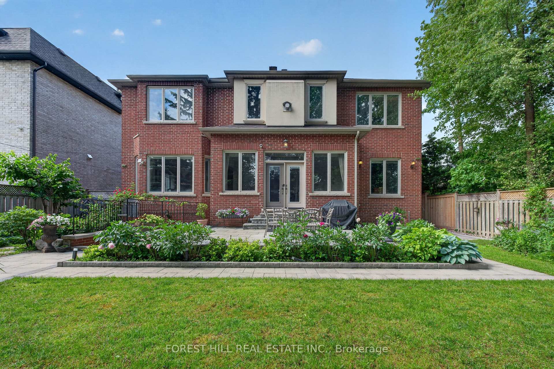 59 Munro Boulevard, Toronto