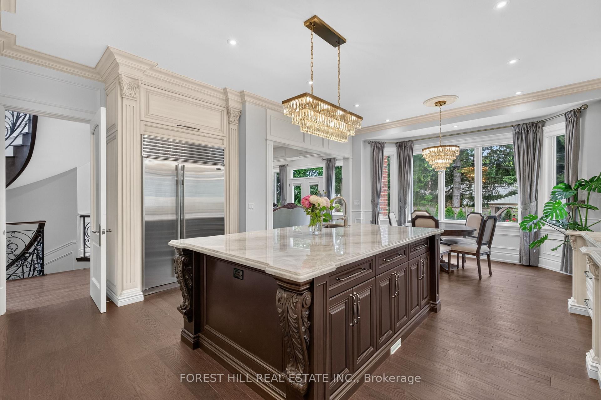 59 Munro Boulevard, Toronto