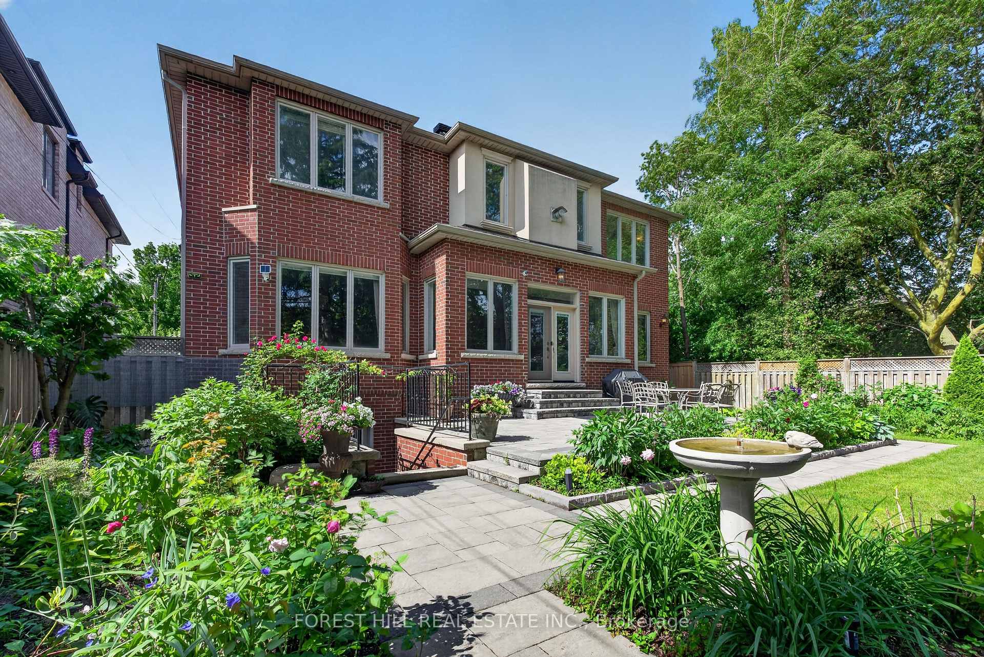 59 Munro Boulevard, Toronto