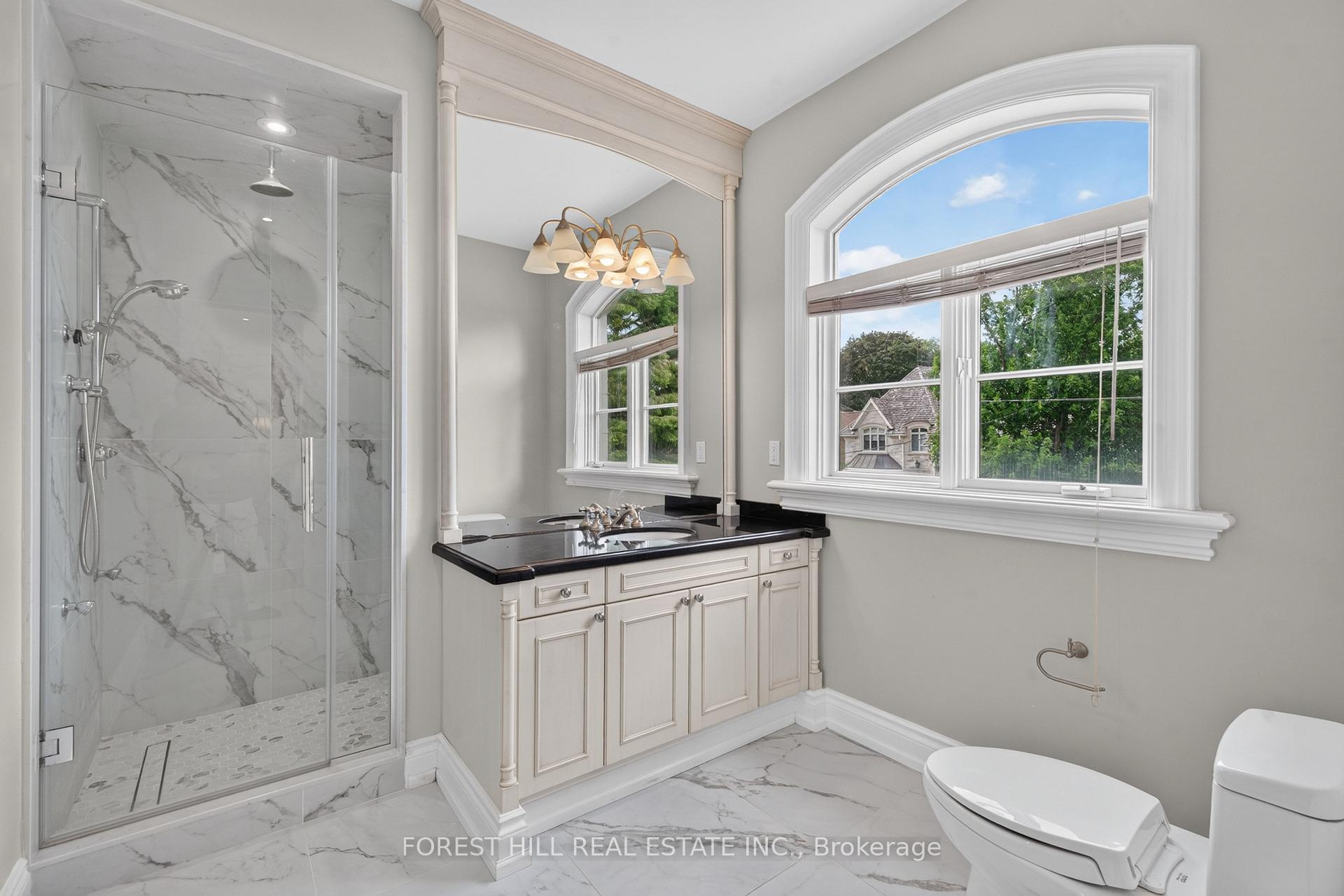 59 Munro Boulevard, Toronto