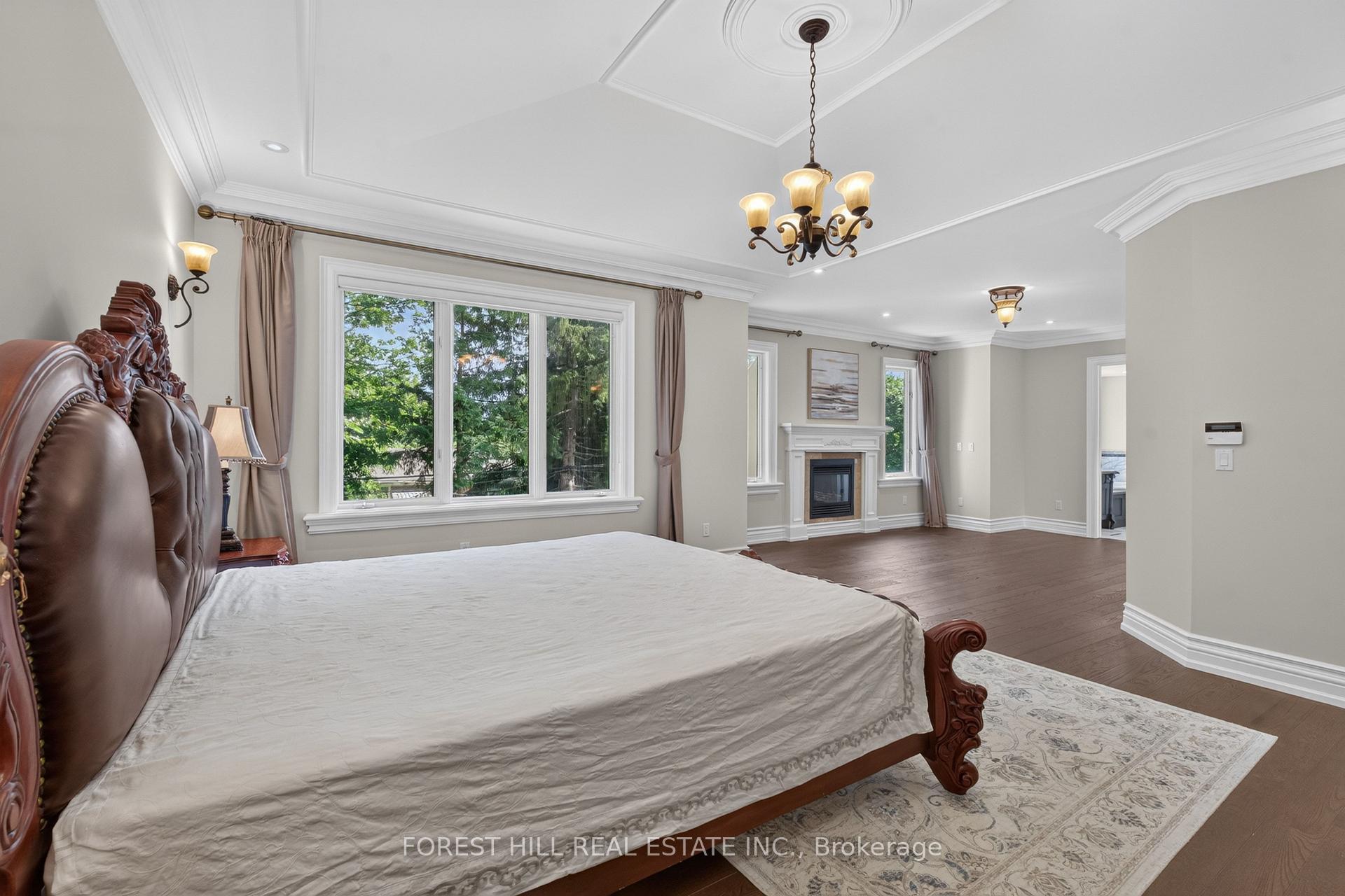 59 Munro Boulevard, Toronto