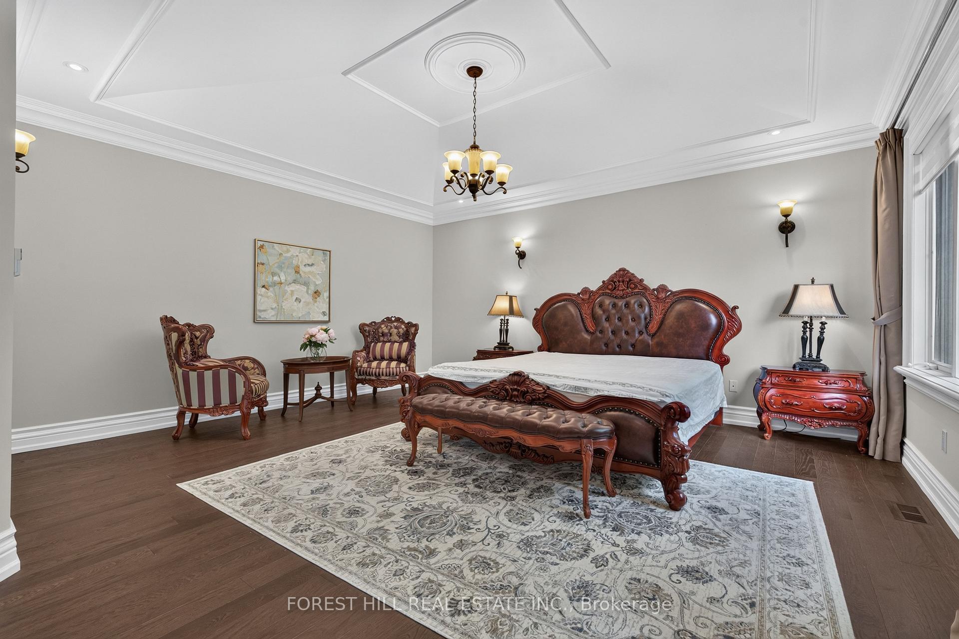 59 Munro Boulevard, Toronto