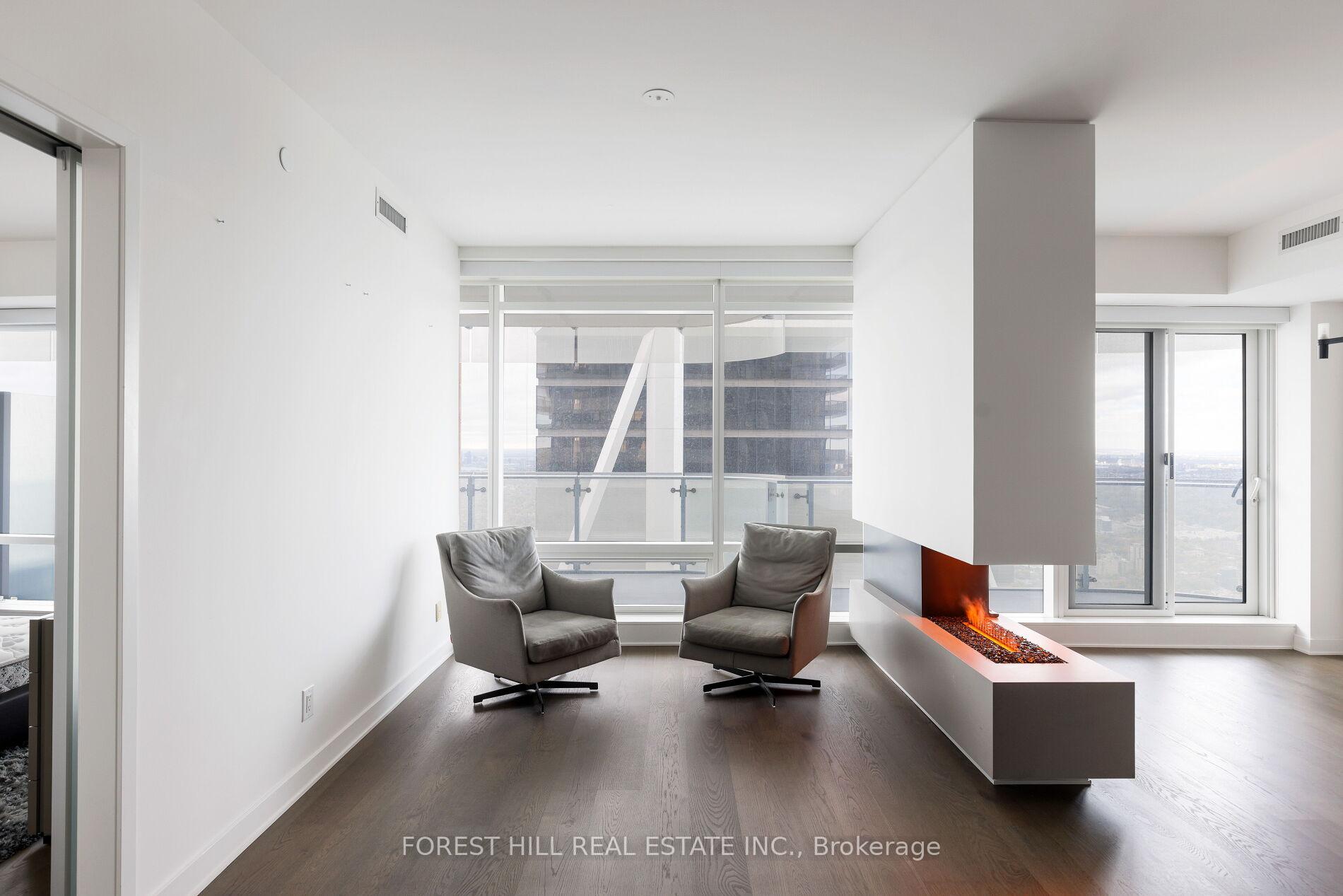 1 Bloor Street E 6805, Toronto Unit: 6805