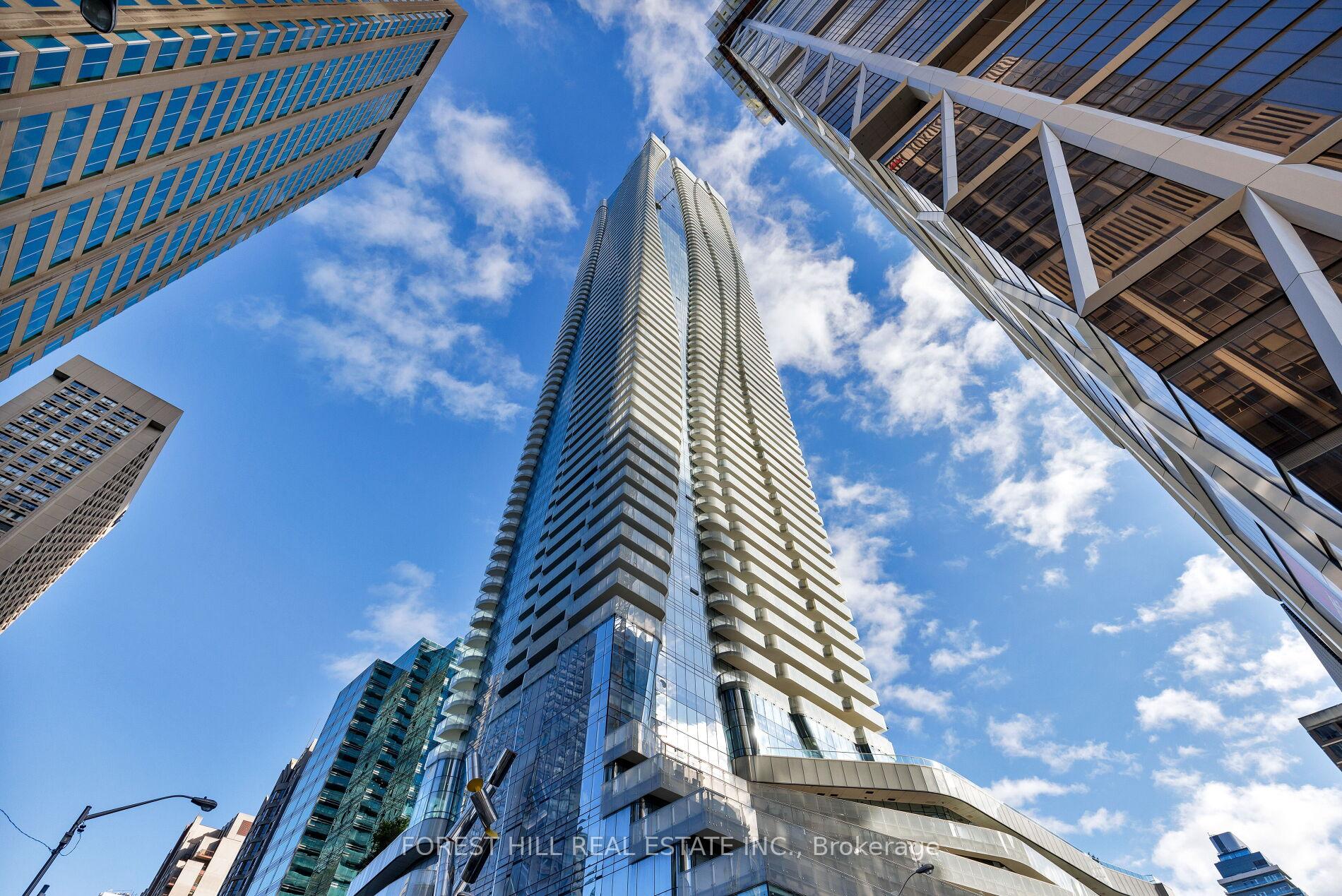 1 Bloor Street E 6805, Toronto Unit: 6805