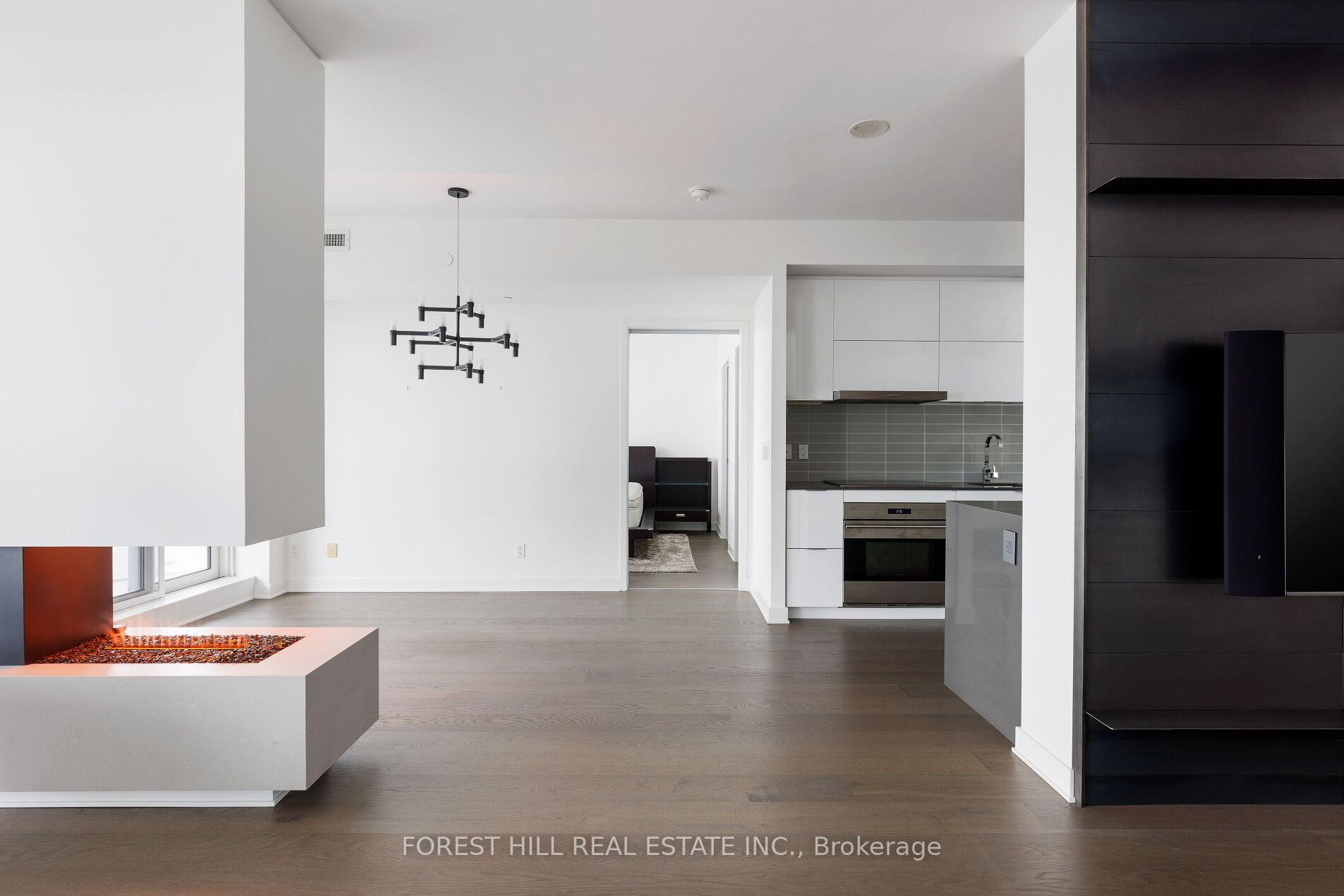 1 Bloor Street E 6805, Toronto Unit: 6805