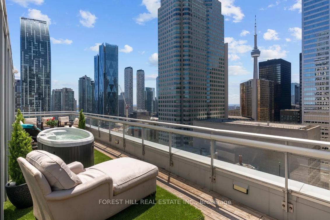 8 Colborne Street Ph2701, Toronto Unit: Ph2701