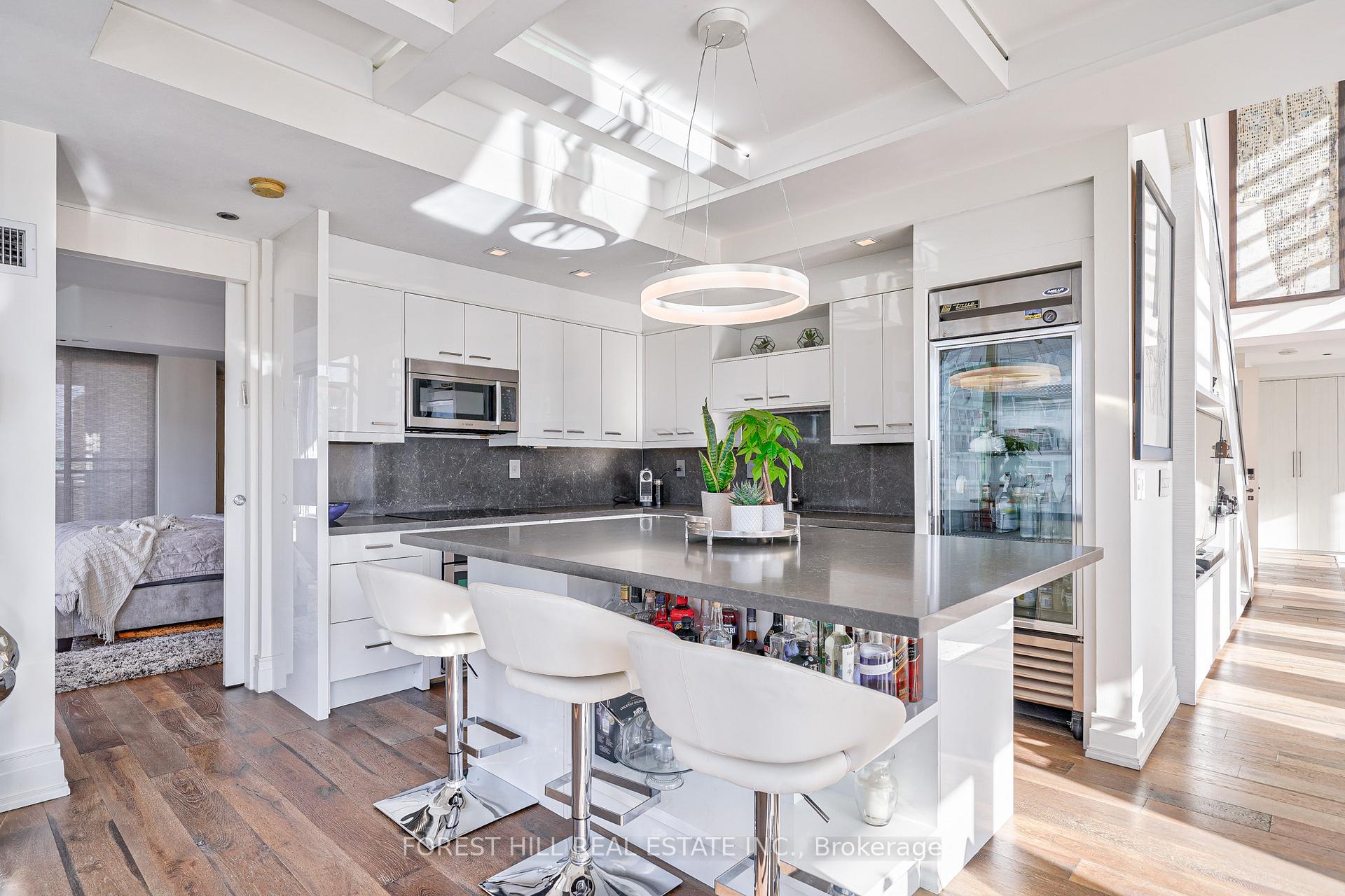 8 Colborne Street Ph2701, Toronto Unit: Ph2701