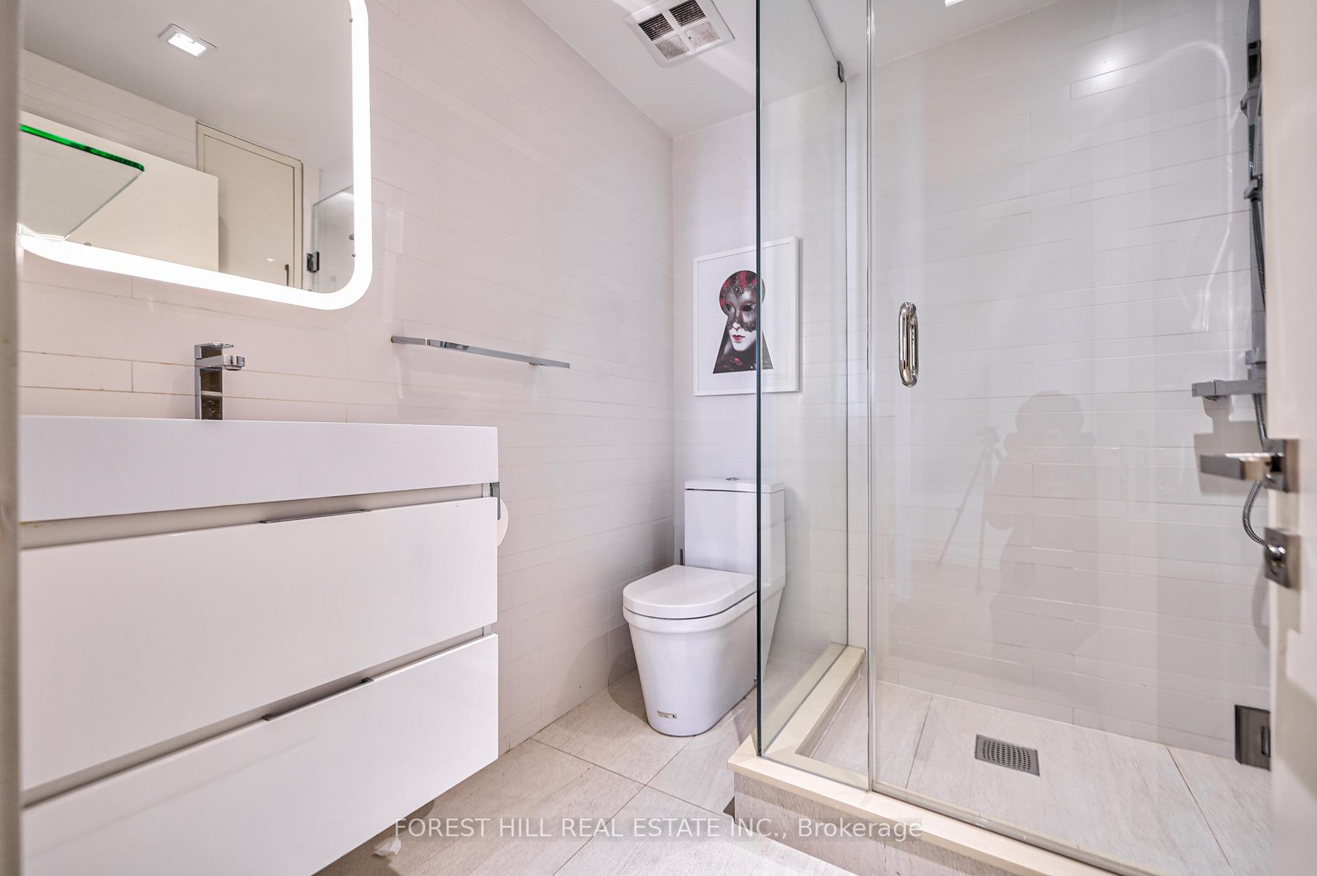 8 Colborne Street Ph2701, Toronto Unit: Ph2701
