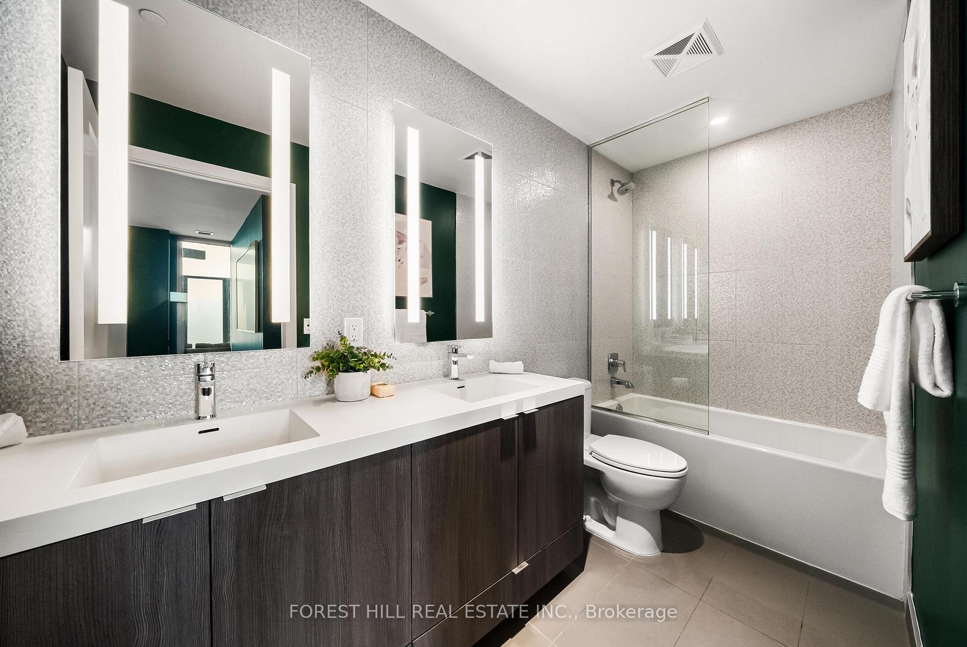 575 Bloor Street E 503, Toronto Unit: 503