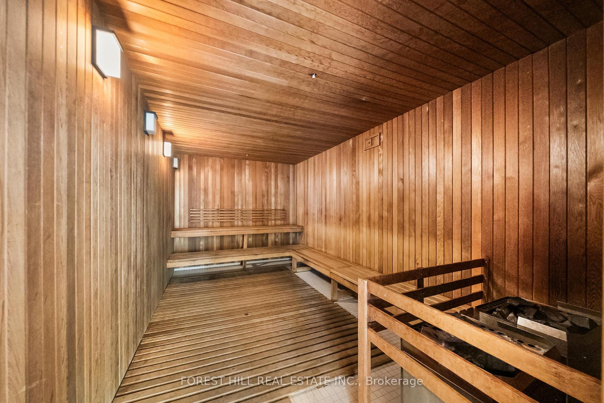 575 Bloor Street E 503, Toronto Unit: 503