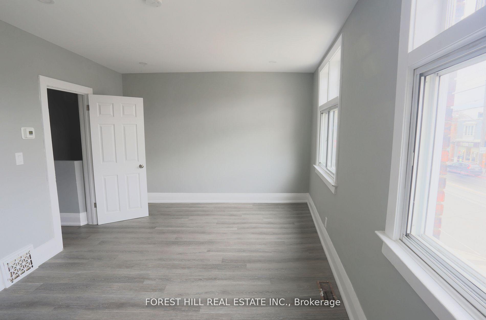 919 Kingston Road