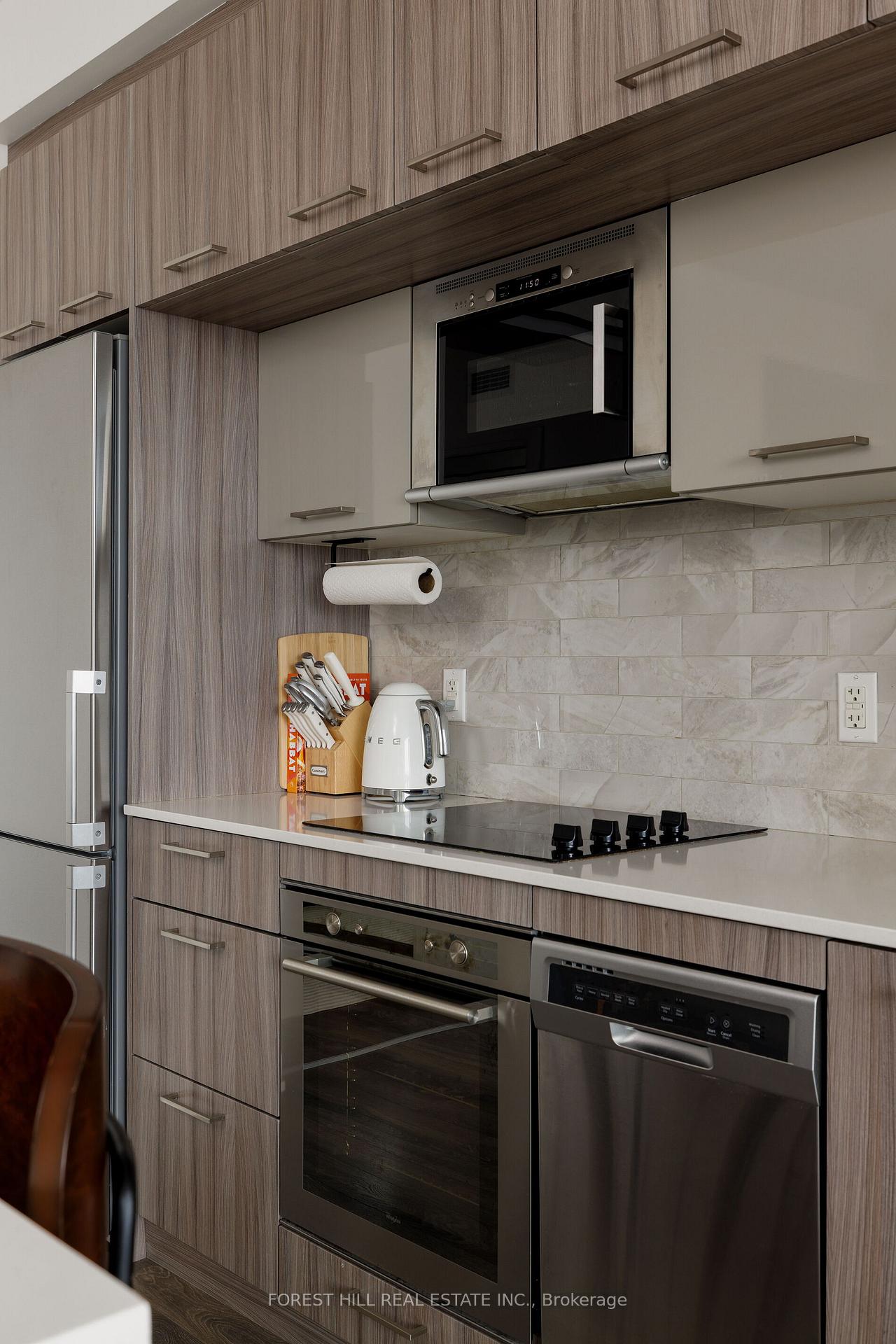 4800 Highway 7 Road 701