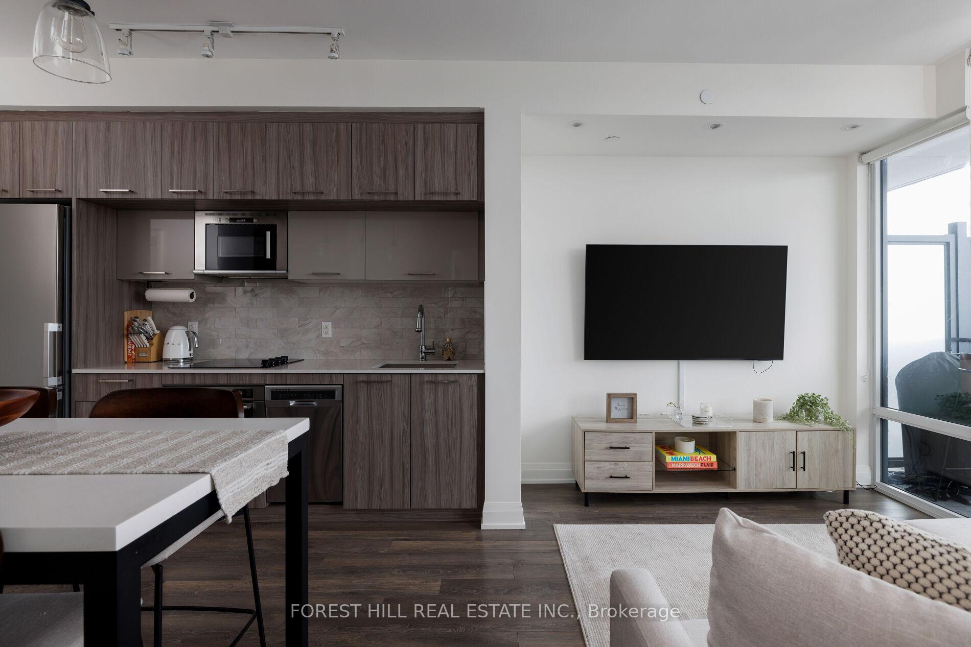 4800 Highway 7 Road 701