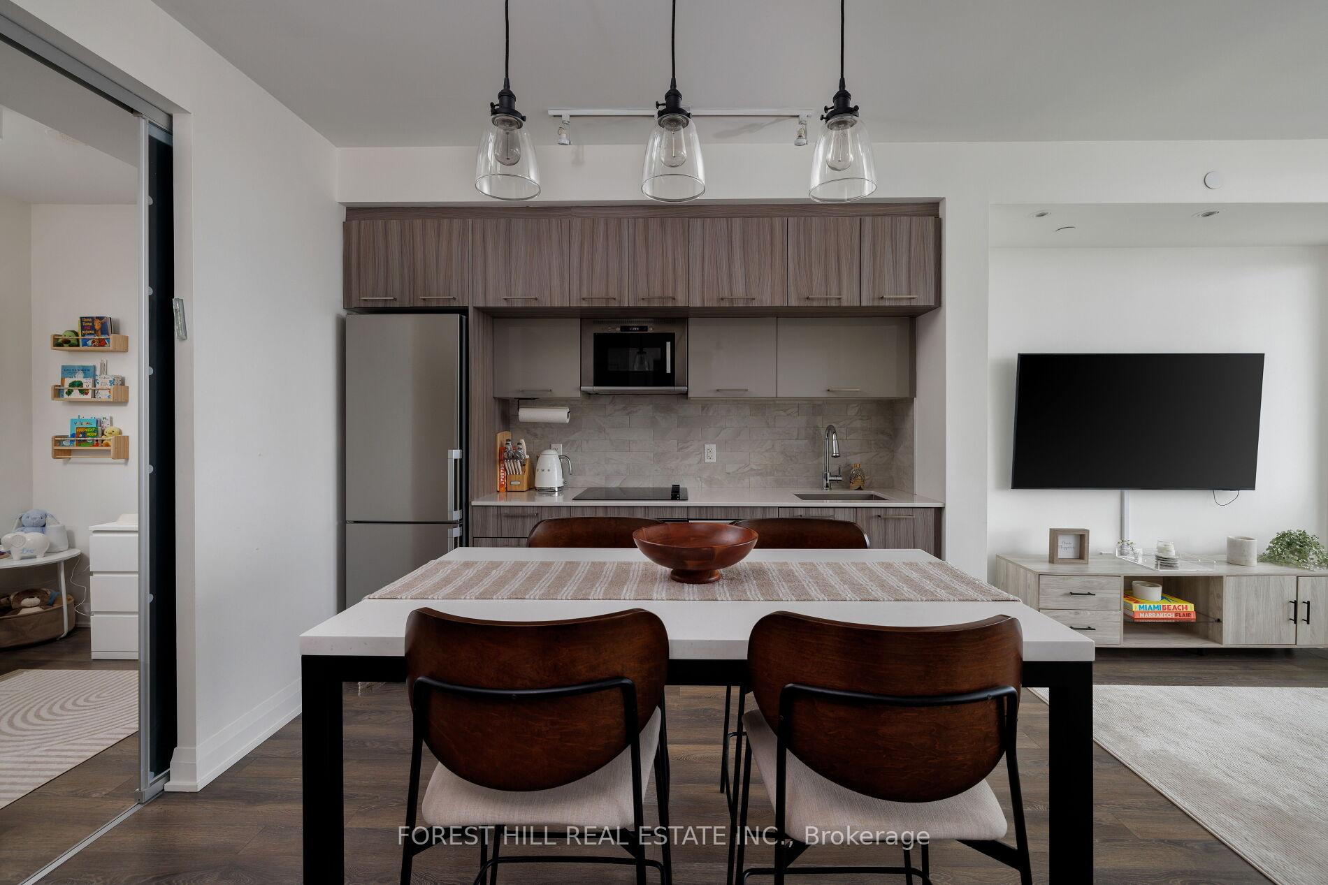 4800 Highway 7 Road 701