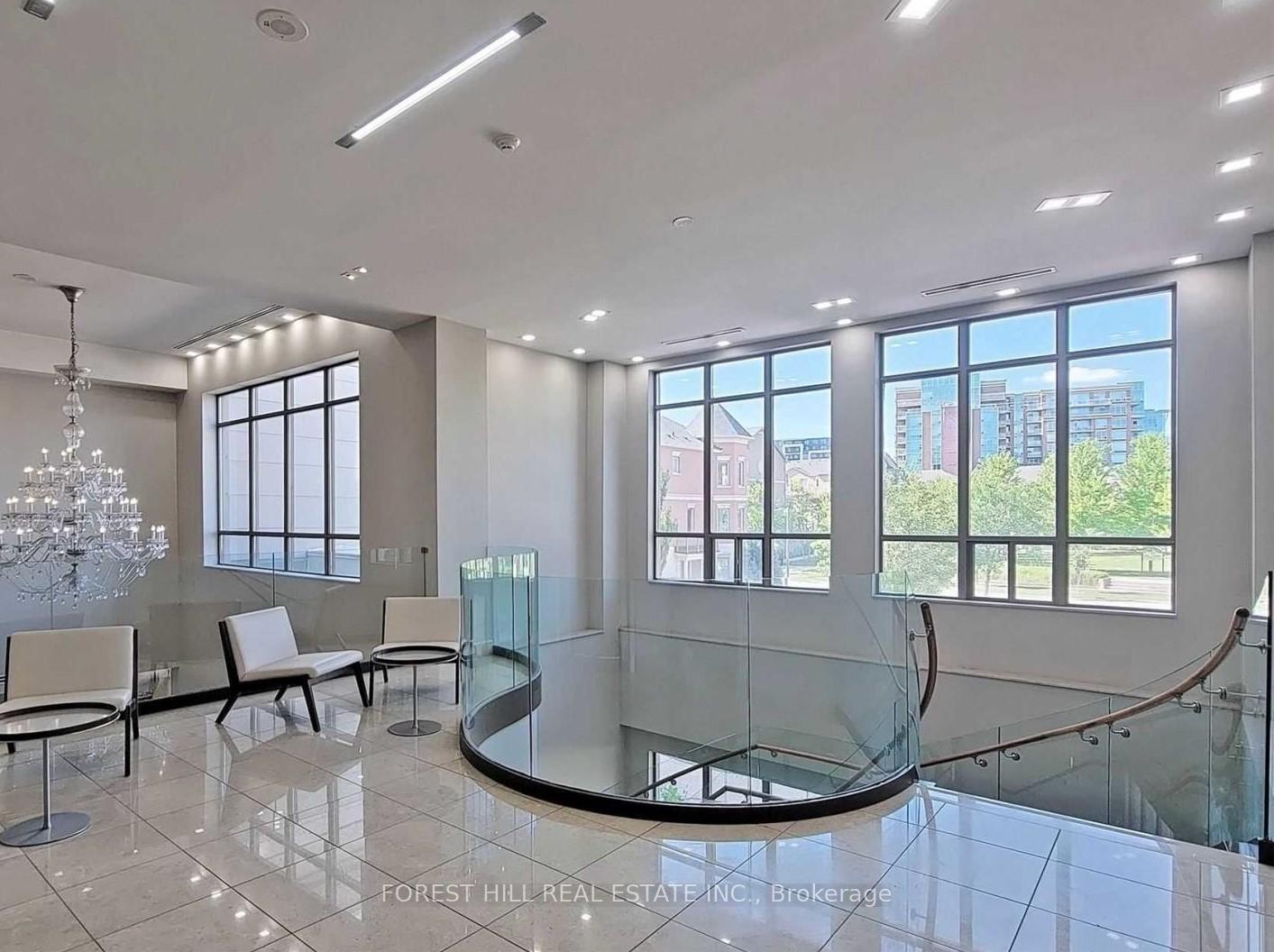 37 Galleria Parkway 212