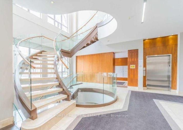 37 Galleria Parkway 212