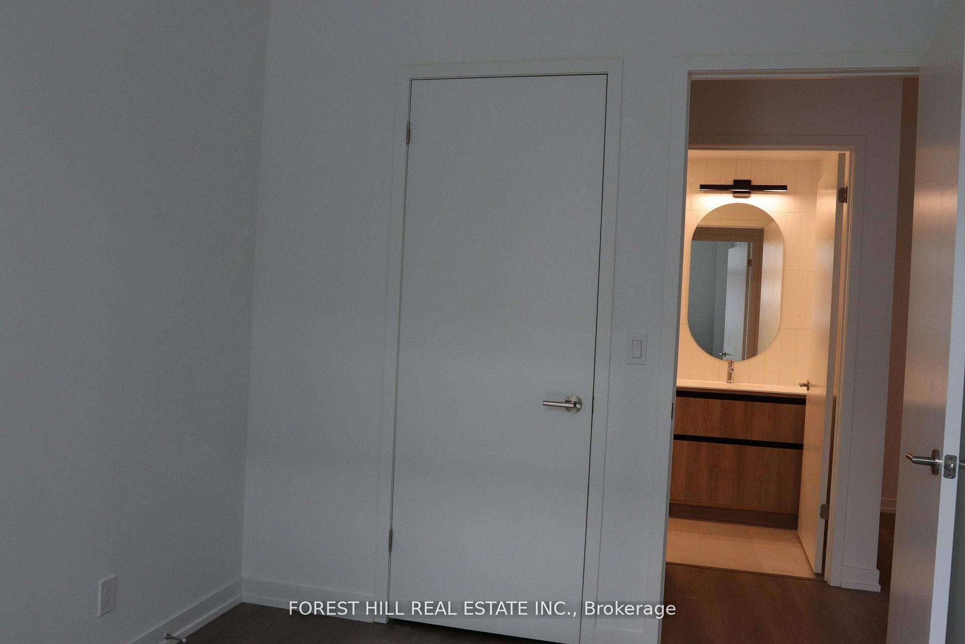8 Beverley Glen Boulevard 109