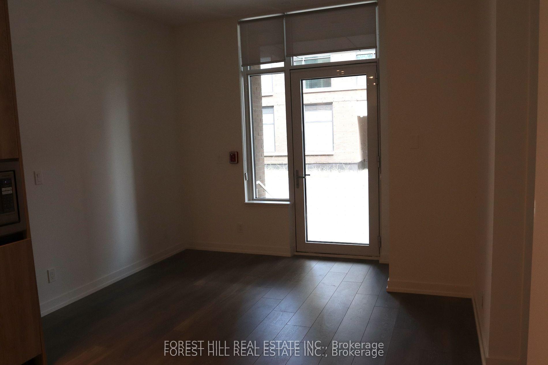 8 Beverley Glen Boulevard 109
