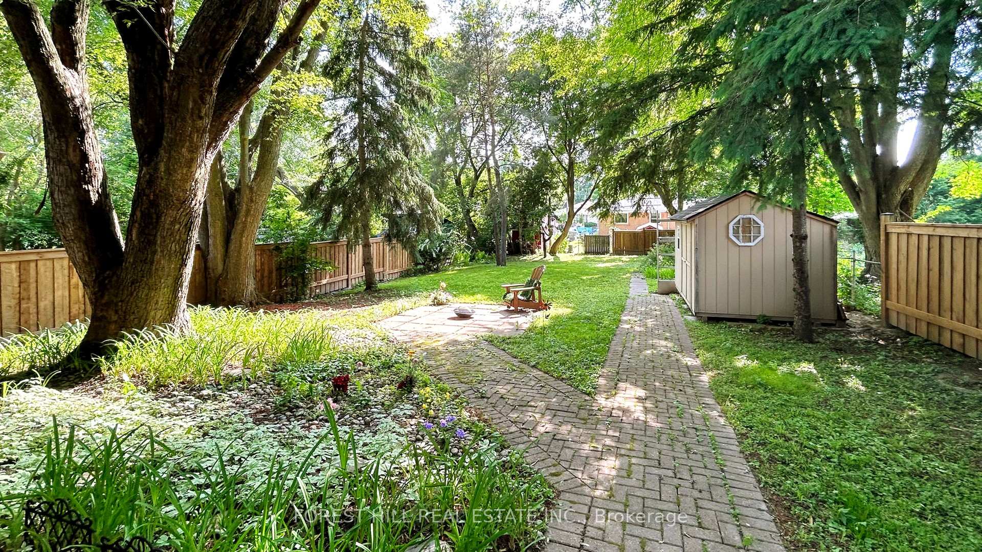 60 Hillview Drive