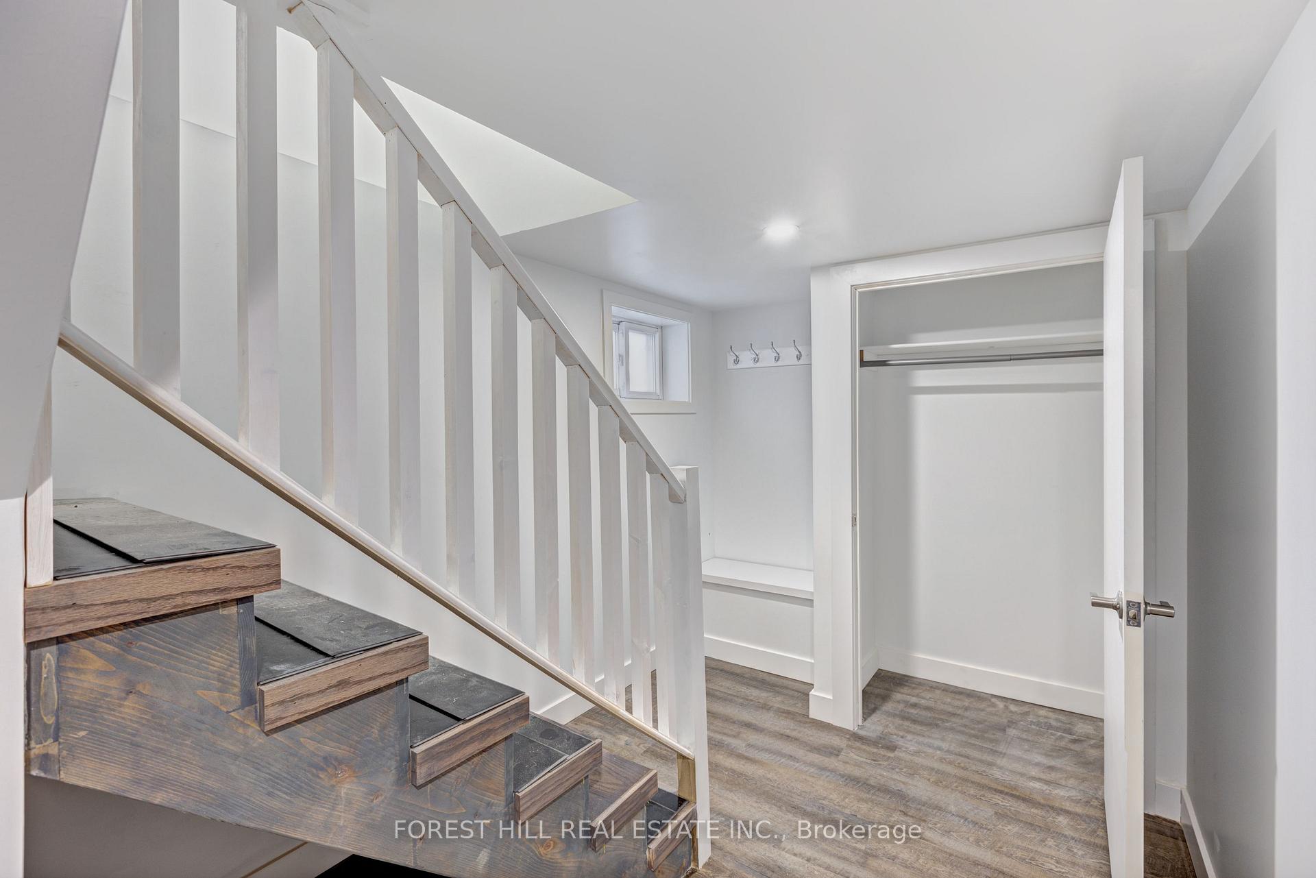 35 Westmount Avenue