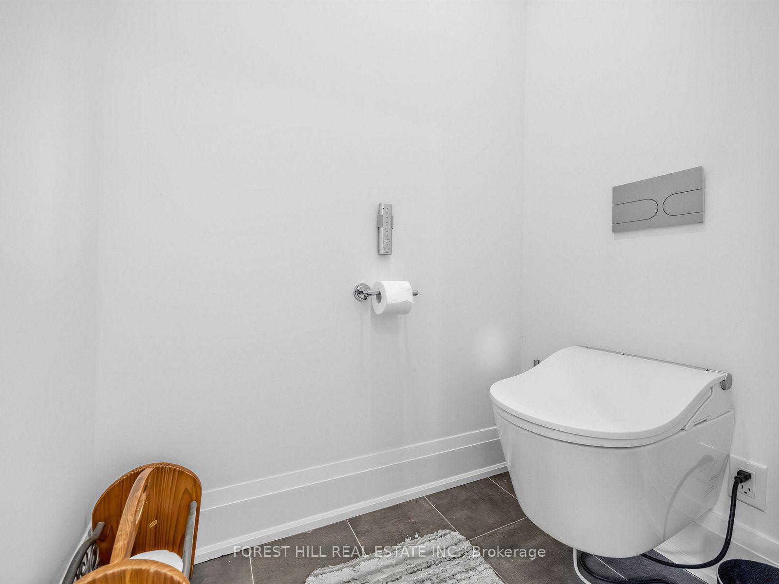 2996 Weston Road, Toronto