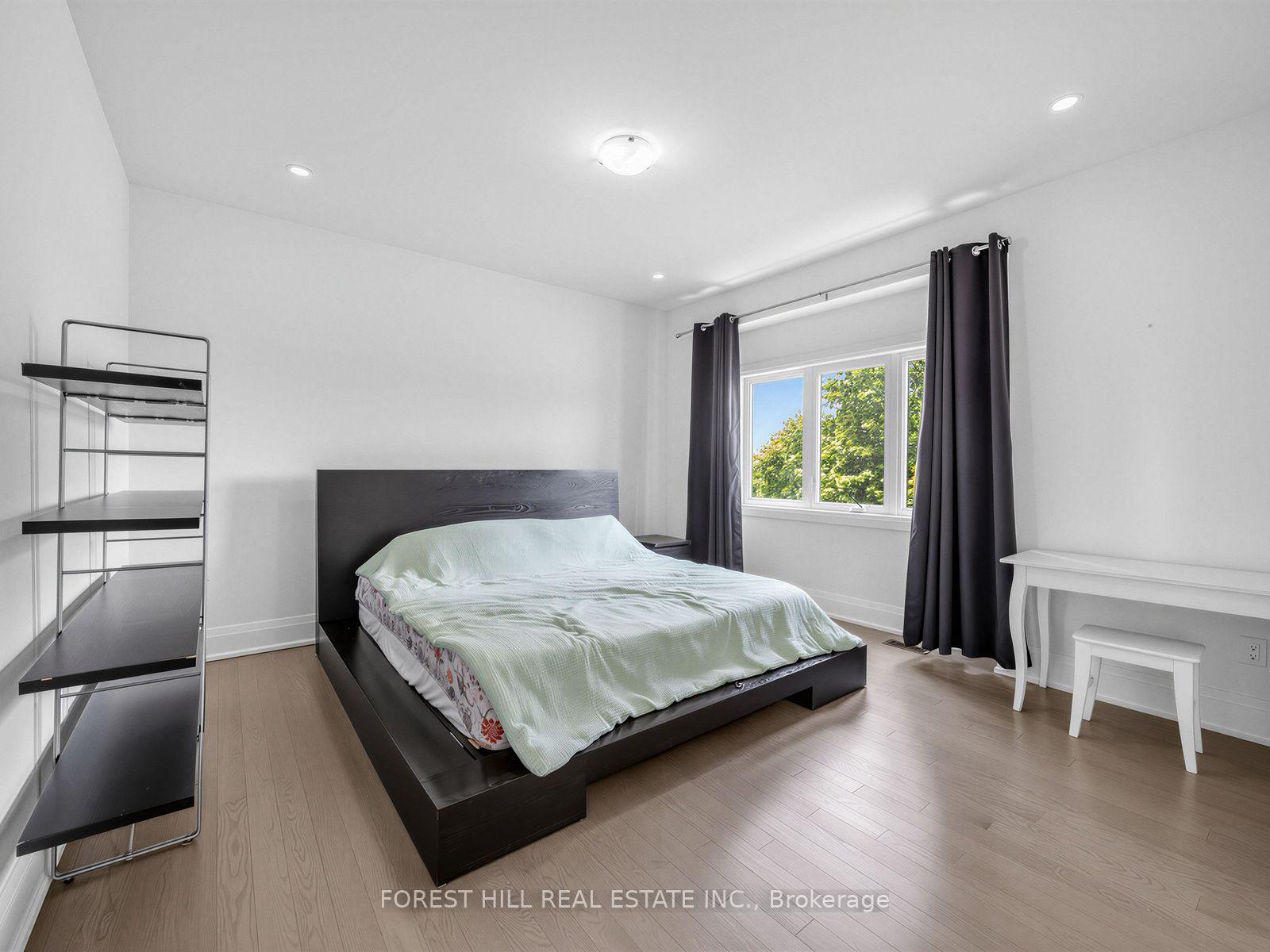 2996 Weston Road, Toronto