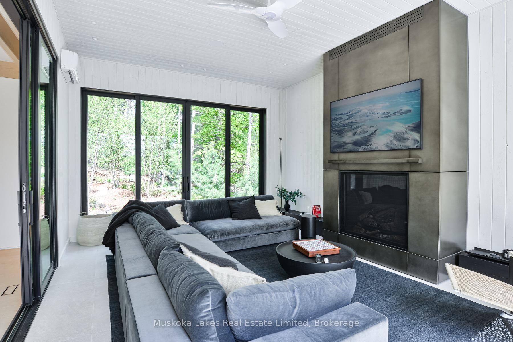 1074 Woodington Road Unit 1