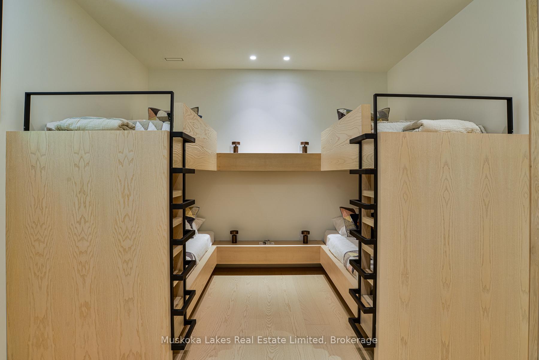 1074 Woodington Road Unit 1