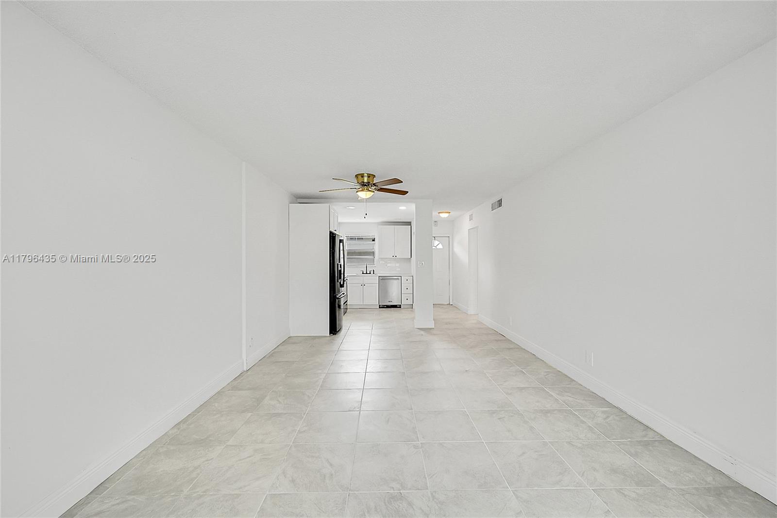 607 S State Road 7 # 1E