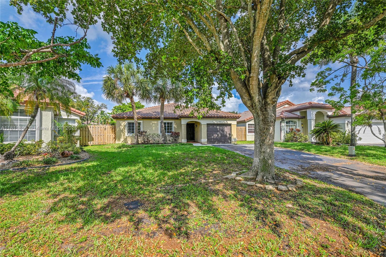 5511 NW 49th Ter # 5511