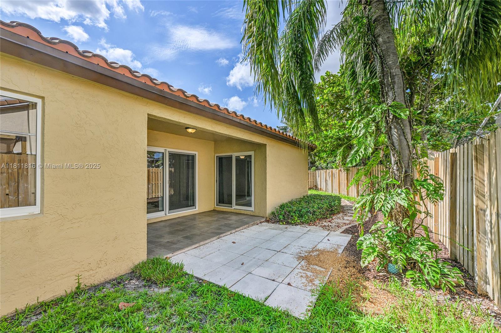 5511 NW 49th Ter # 5511