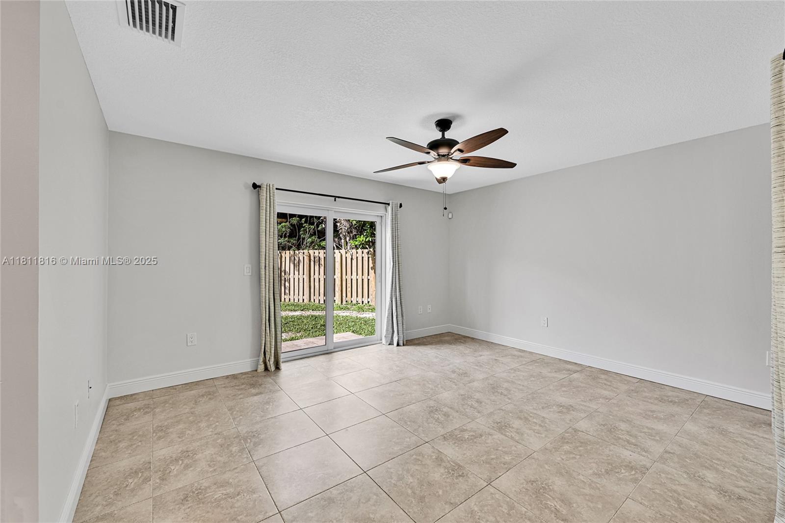 5511 NW 49th Ter # 5511