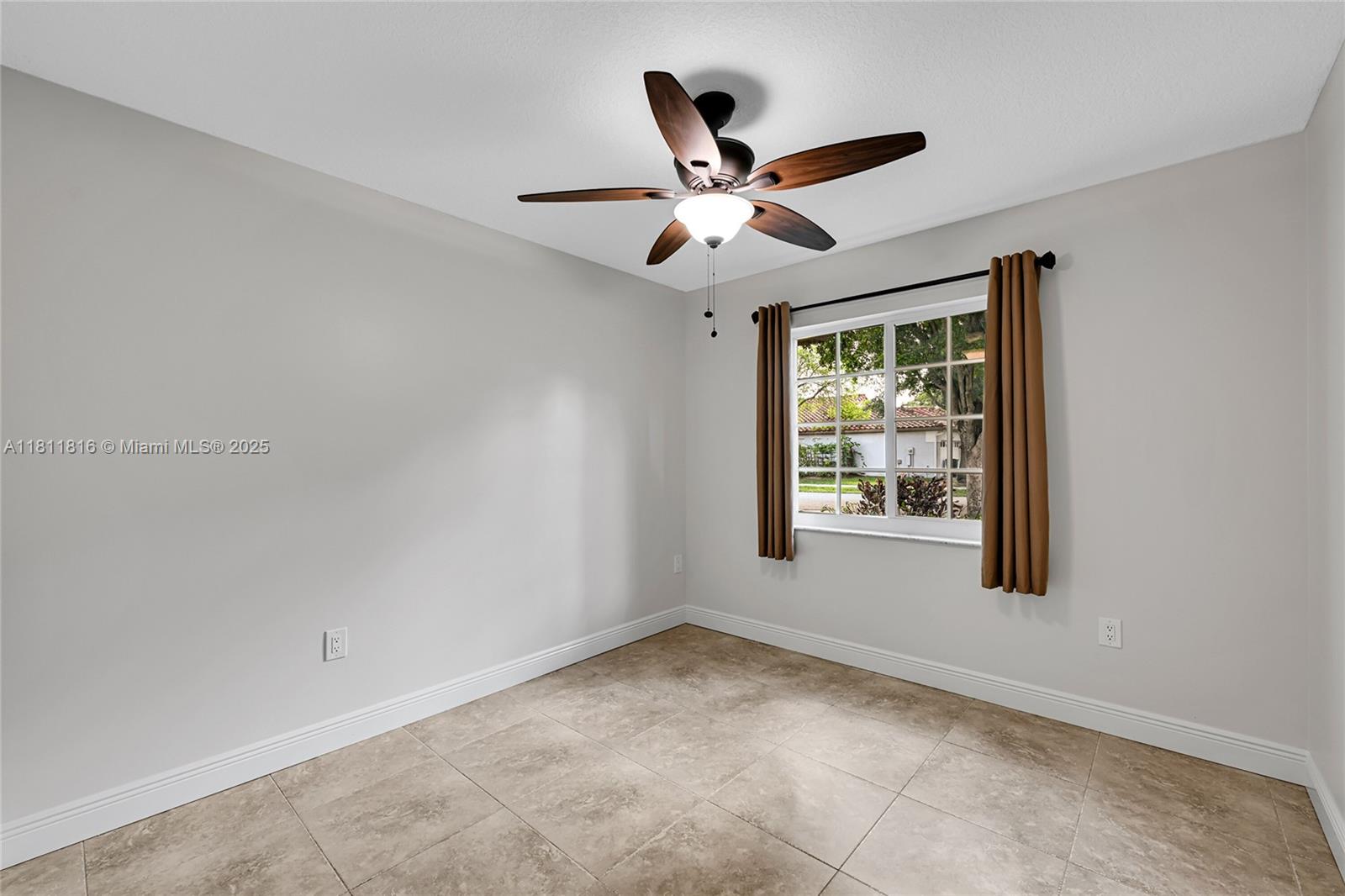 5511 NW 49th Ter # 5511