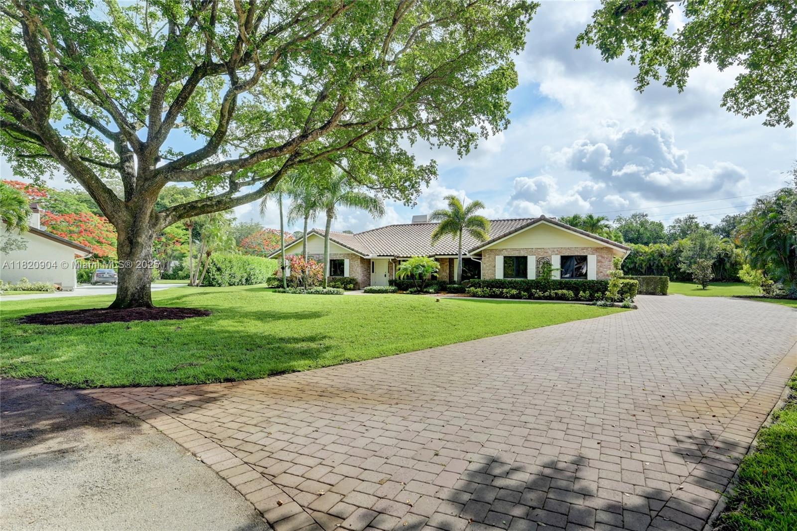7120 Hialeah Ln # 7120