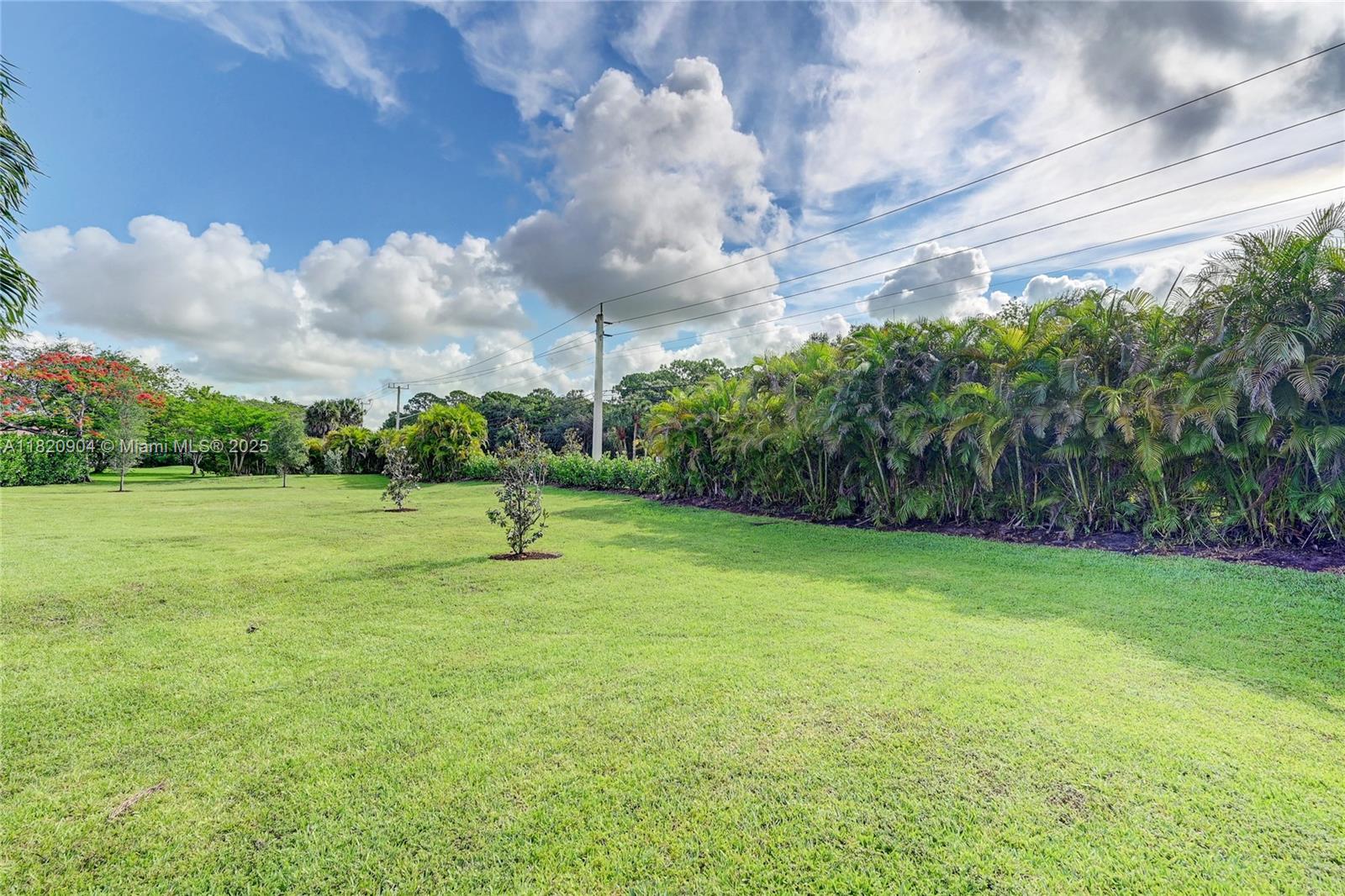 7120 Hialeah Ln # 7120