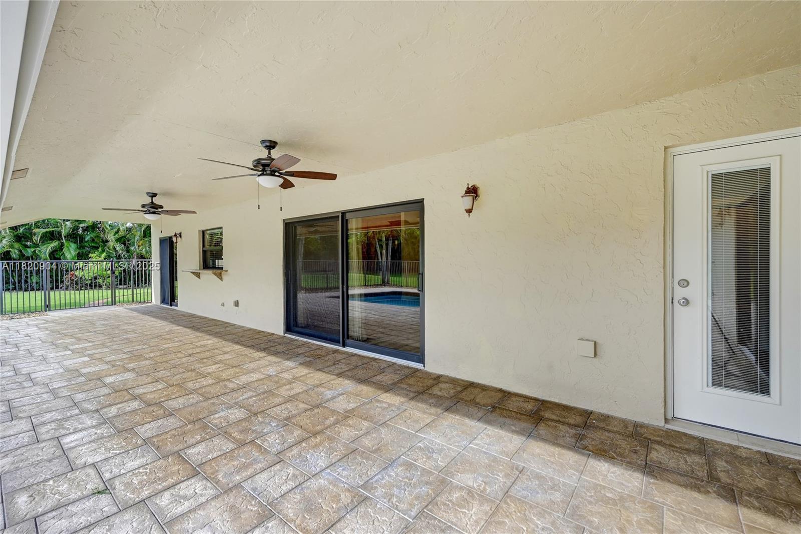 7120 Hialeah Ln # 7120