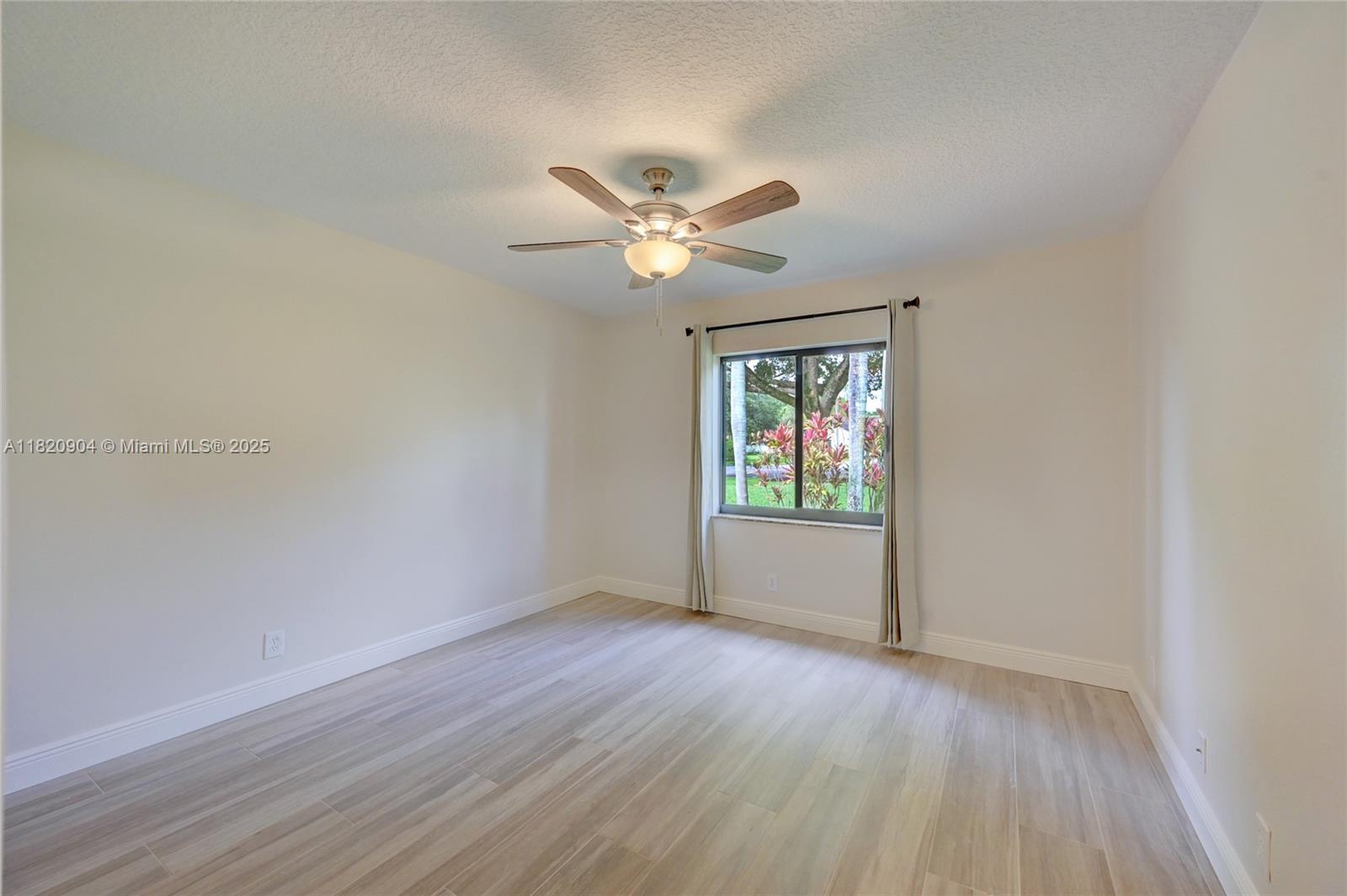 7120 Hialeah Ln # 7120