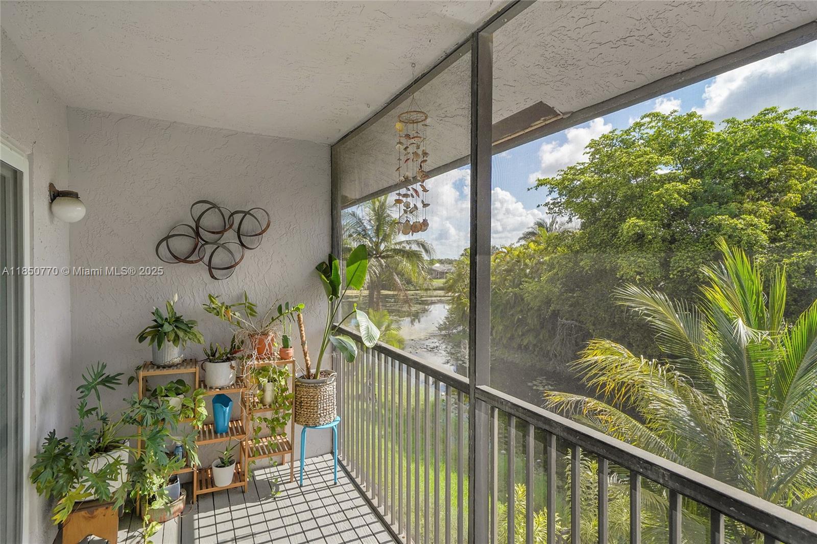 4271 Coral Springs Dr Unit: 5C