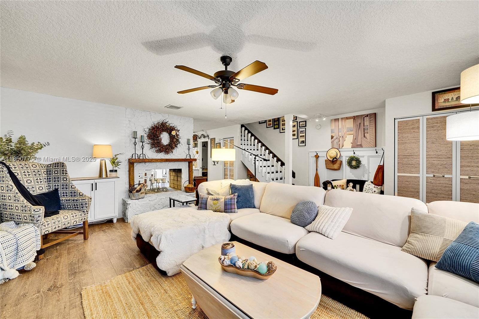 4271 Coral Springs Dr Unit: 5C