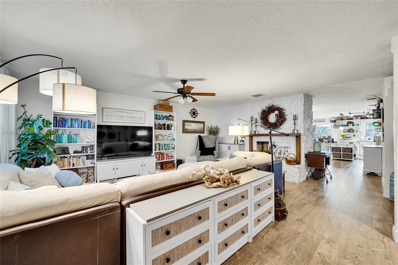 4271 Coral Springs Dr Unit: 5C