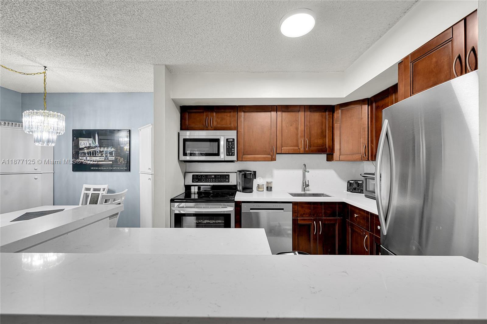 10401 E Clairmont Cir # 109
