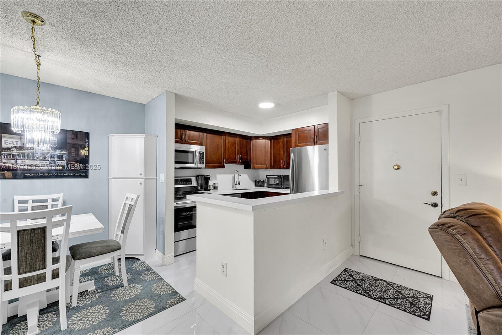 10401 E Clairmont Cir # 109