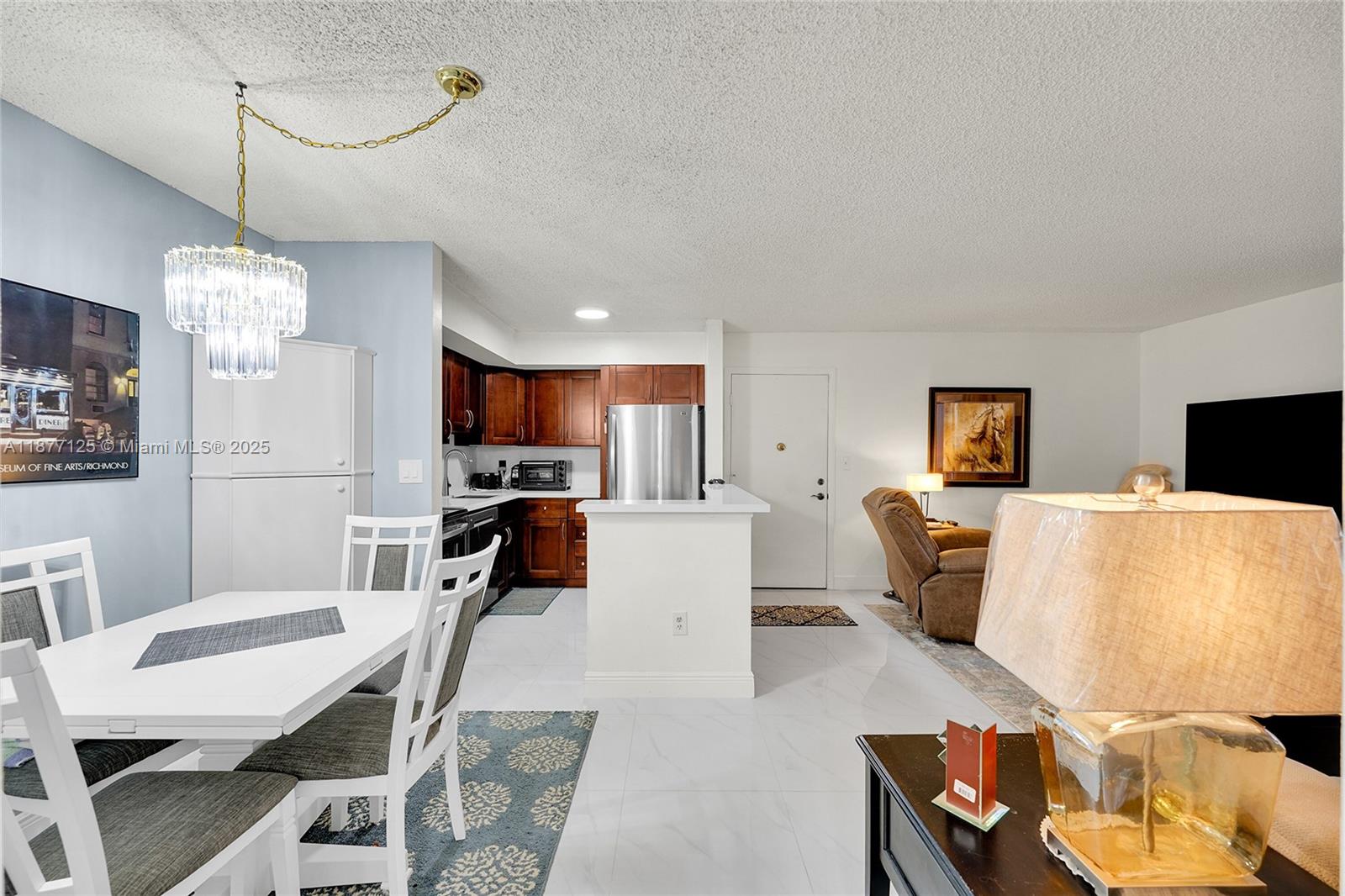 10401 E Clairmont Cir # 109