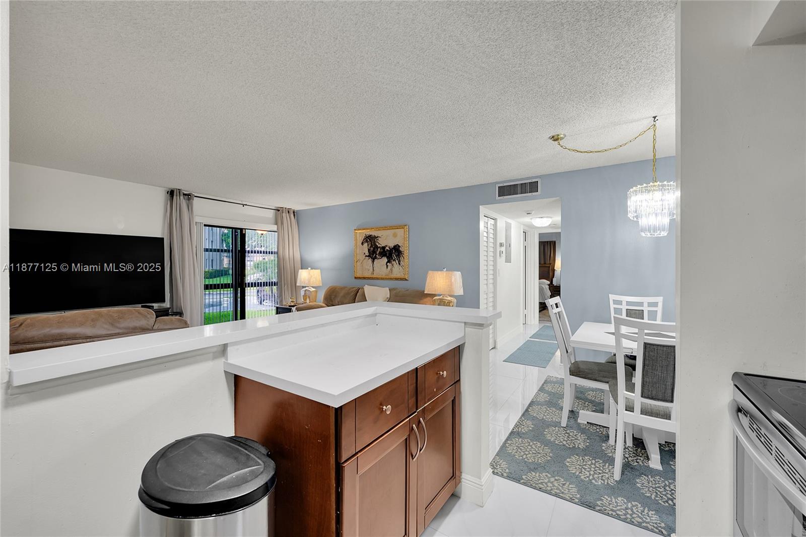 10401 E Clairmont Cir # 109