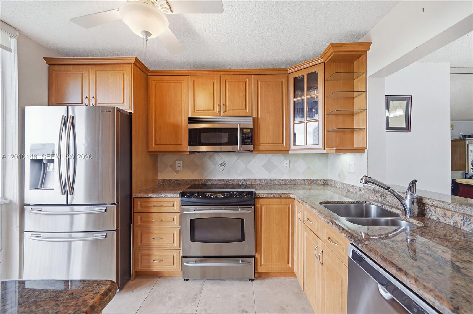 521 N Riverside Dr # 606